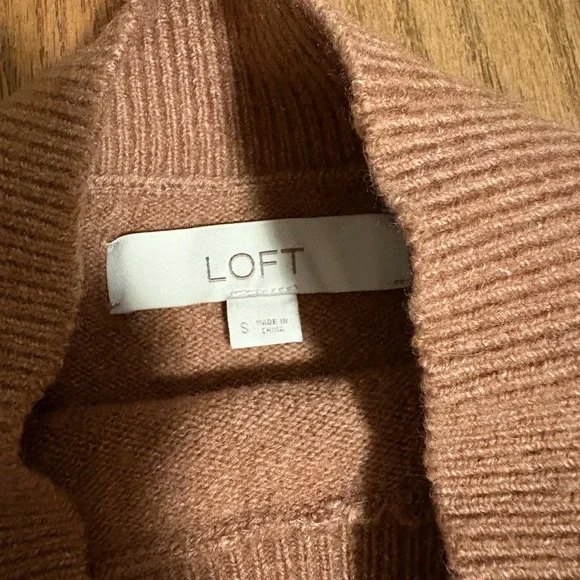 LOFT Women's Brown Turtleneck Sweater - Picture 3 of 3